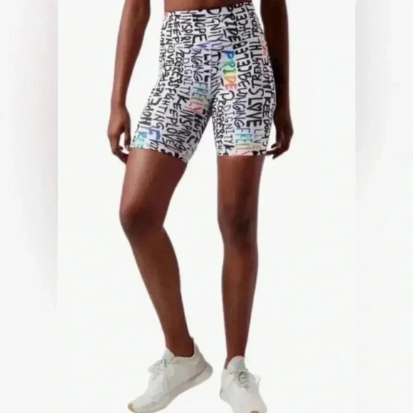 NWT XS Athleta PRIDE Elation Train Shorts - Picture 1 of 6